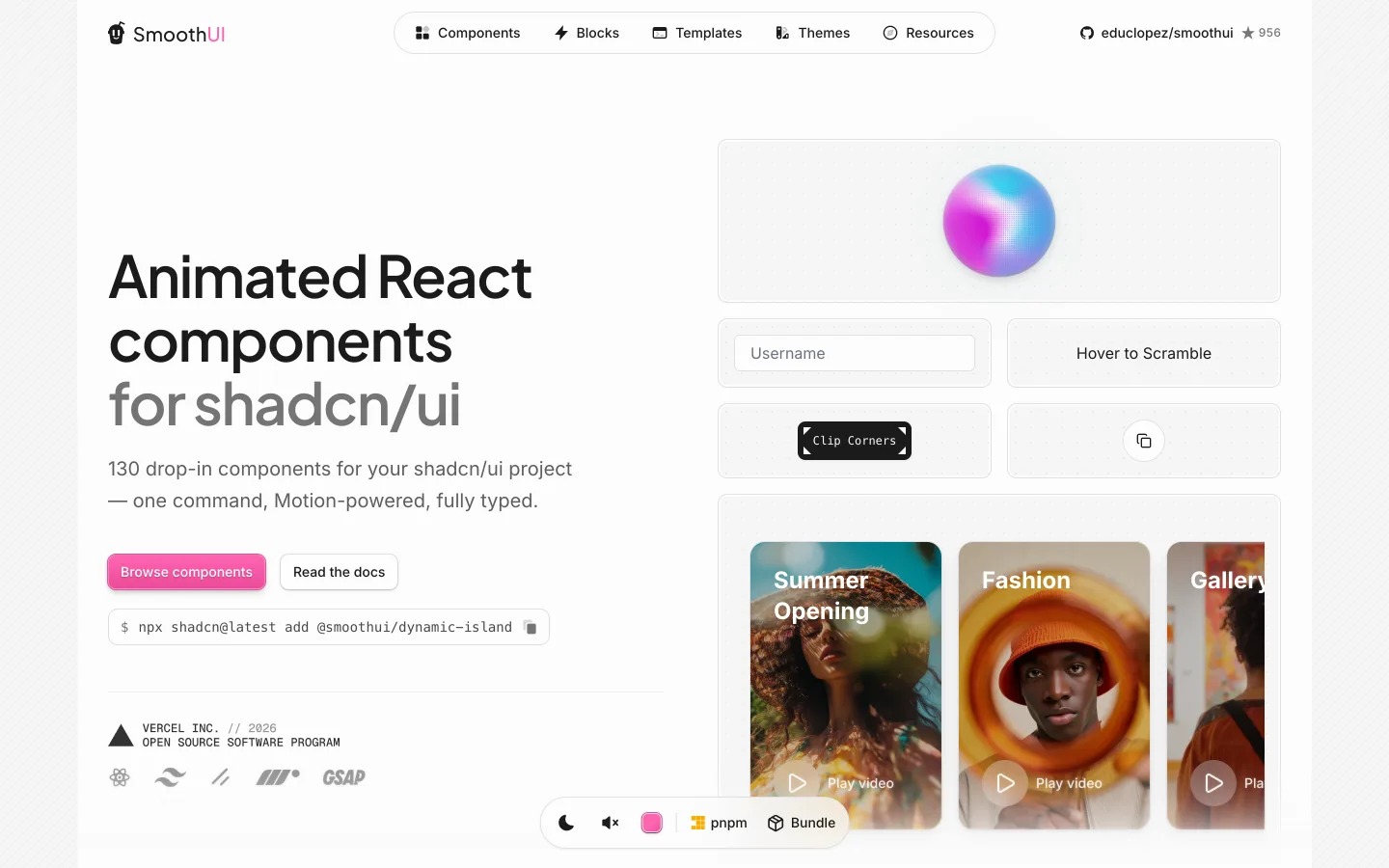 A home do smoothui.dev em 11/09/2026. Animated React components for shadcn/ui. 130 drop-in components. Motion-powered. Selo 956 no GitHub. O comando na tela: npx shadcn@latest add @smoothui/dynamic-island.